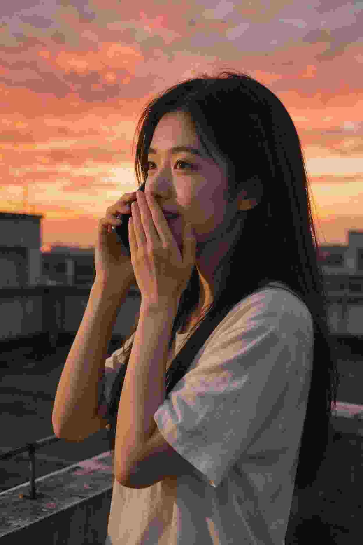 海上情谜